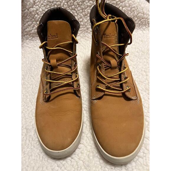 Timberlands - Picture 4 of 8